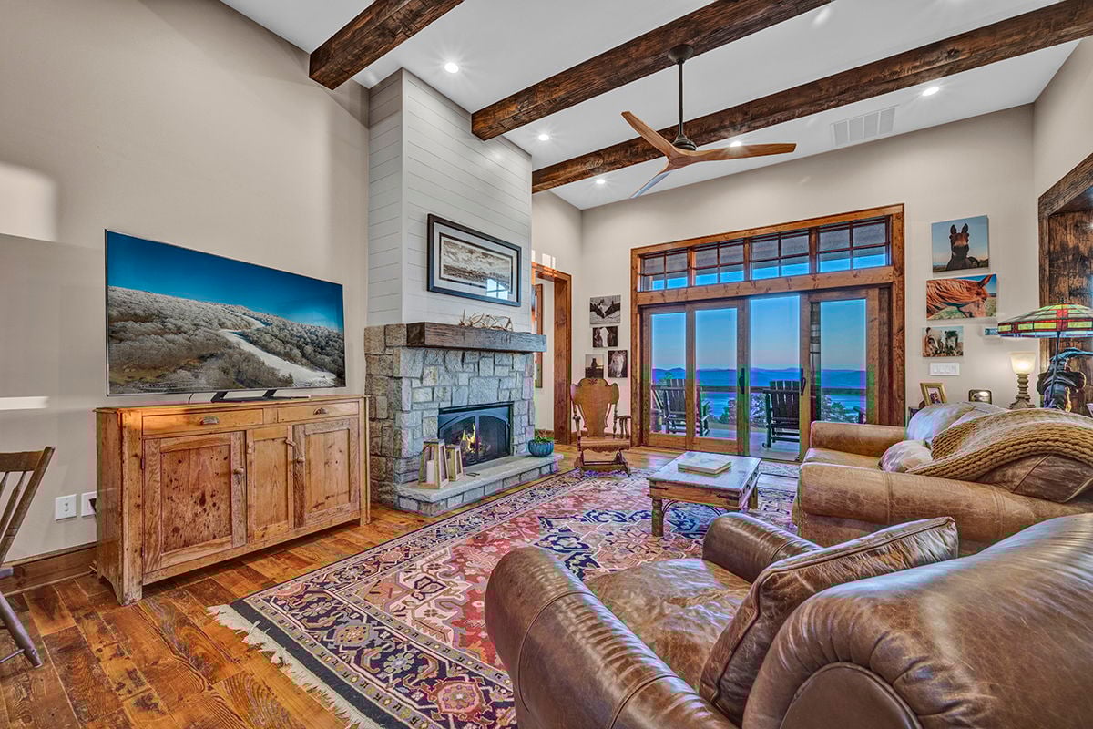 Sorrel Sky Farm Luxury Mountain Equestrian Estate