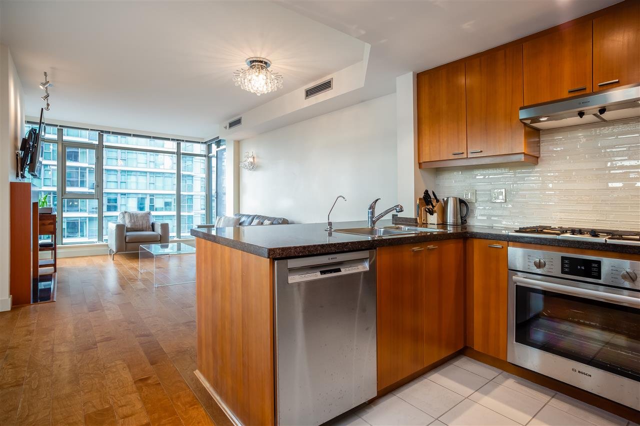 1680 Bayshore Dr, #1002