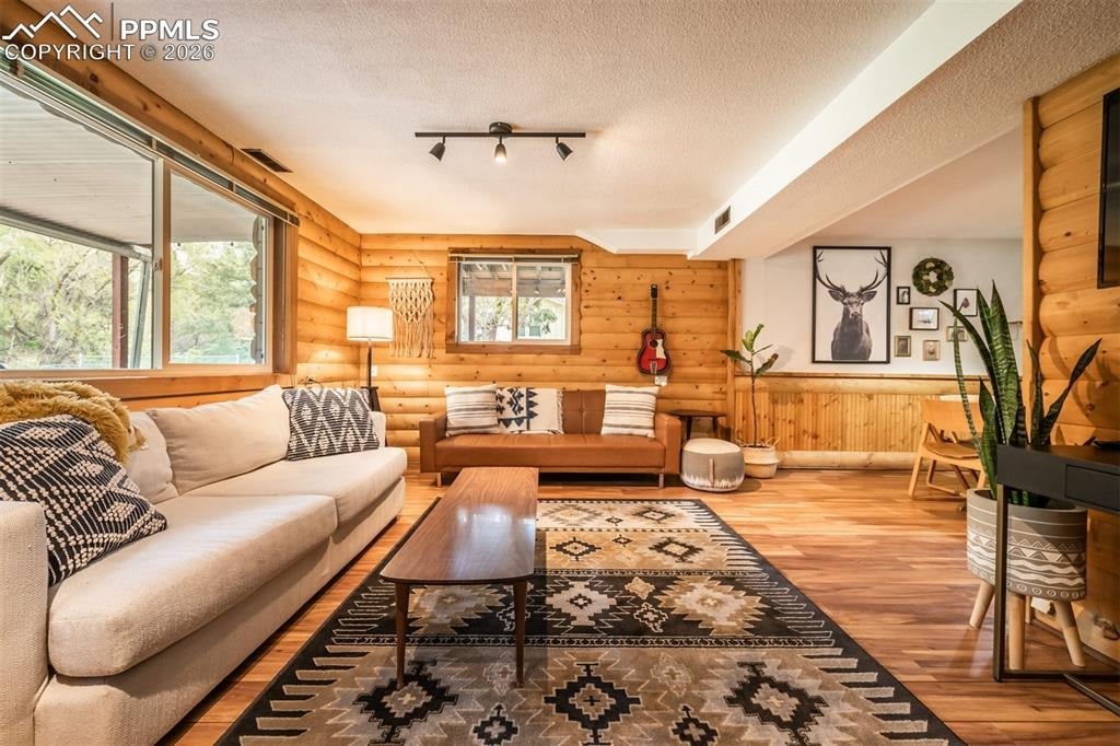 8850 Chipita Park Road