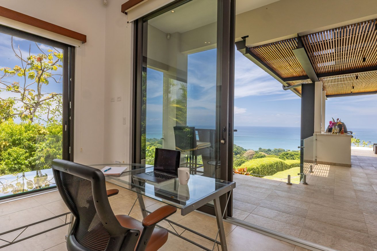 Luxury Ocean View Home in Ojochal Costa Rica | Infinity Pool & Sunset Views