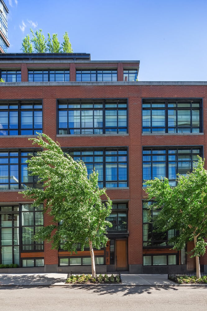 150 CHARLES Street M2