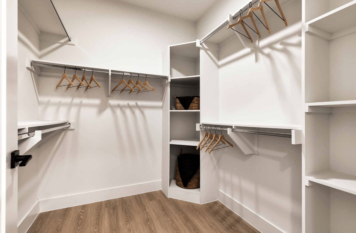 4 Weeks Free on 13-18 Month Lease