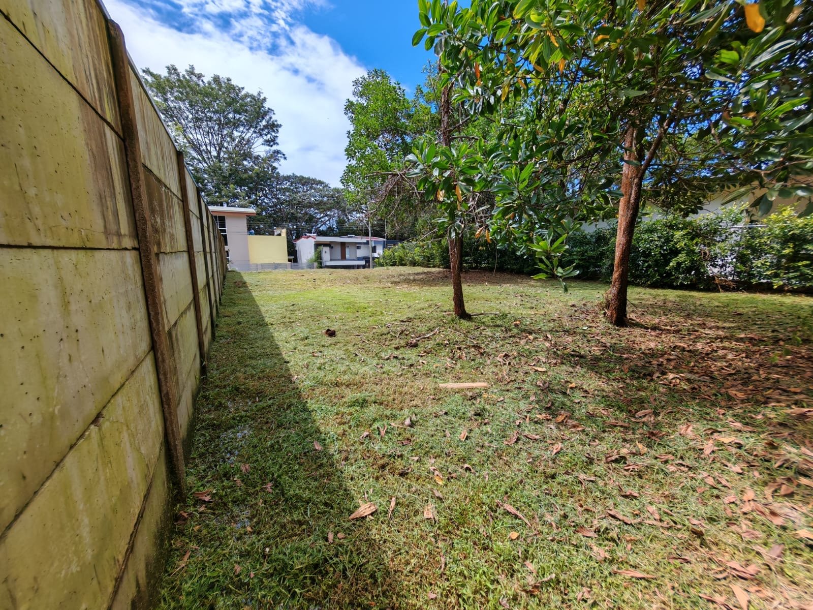 Prime Uvita Location! -  Build Ready Lot