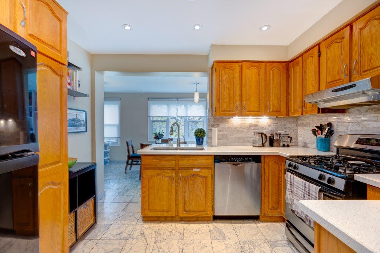 60 Clairton Cres