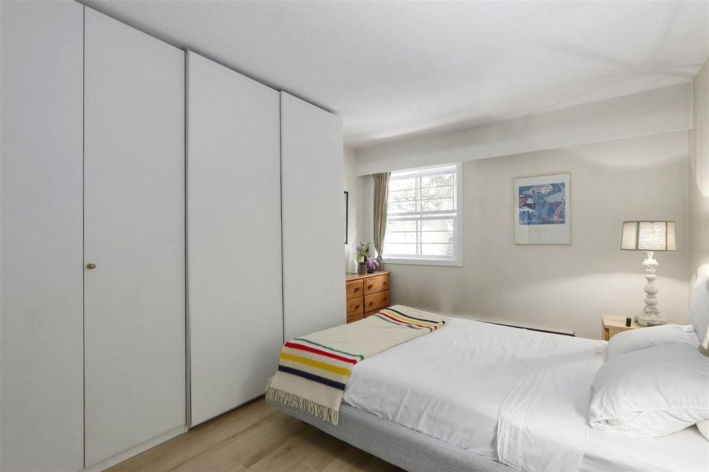 2255 York Ave, #109