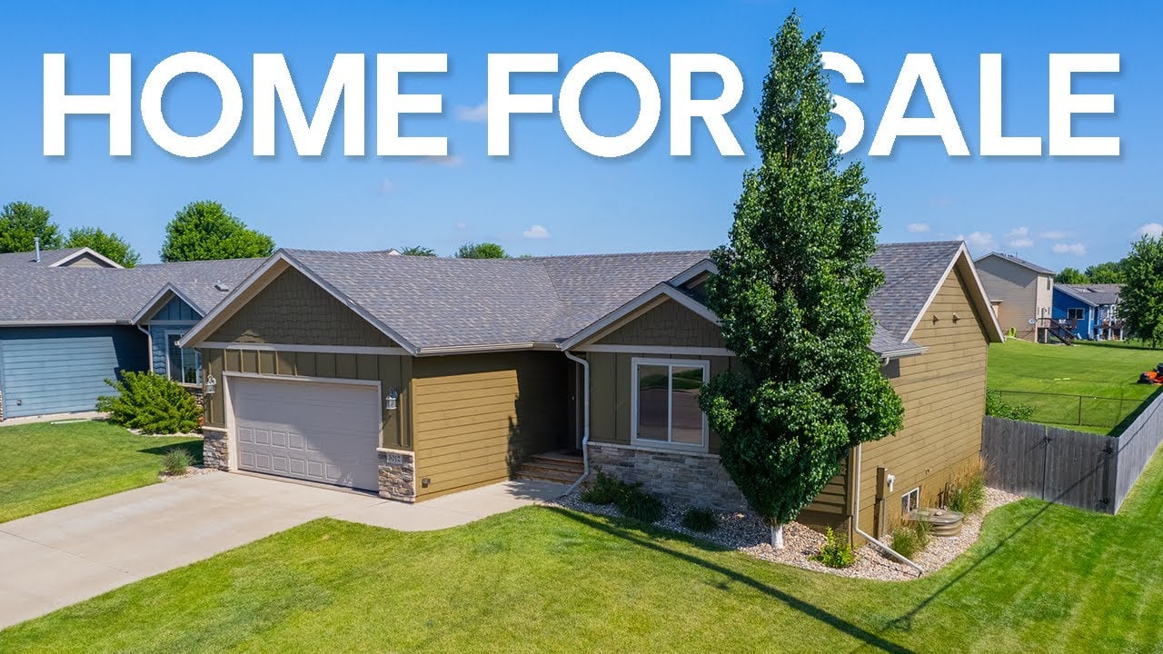 Home for Sale | 3012 E Buckingham St, Sioux Falls SD