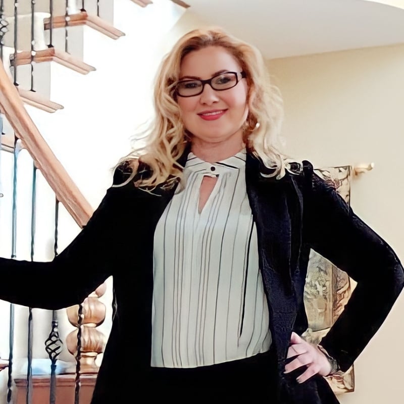 Amy Hausman Lombard, IL Real Estate Agent Headshot