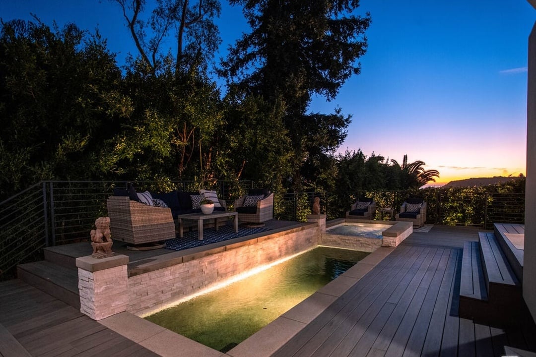 Solis Vista, Serra Rd, 90265