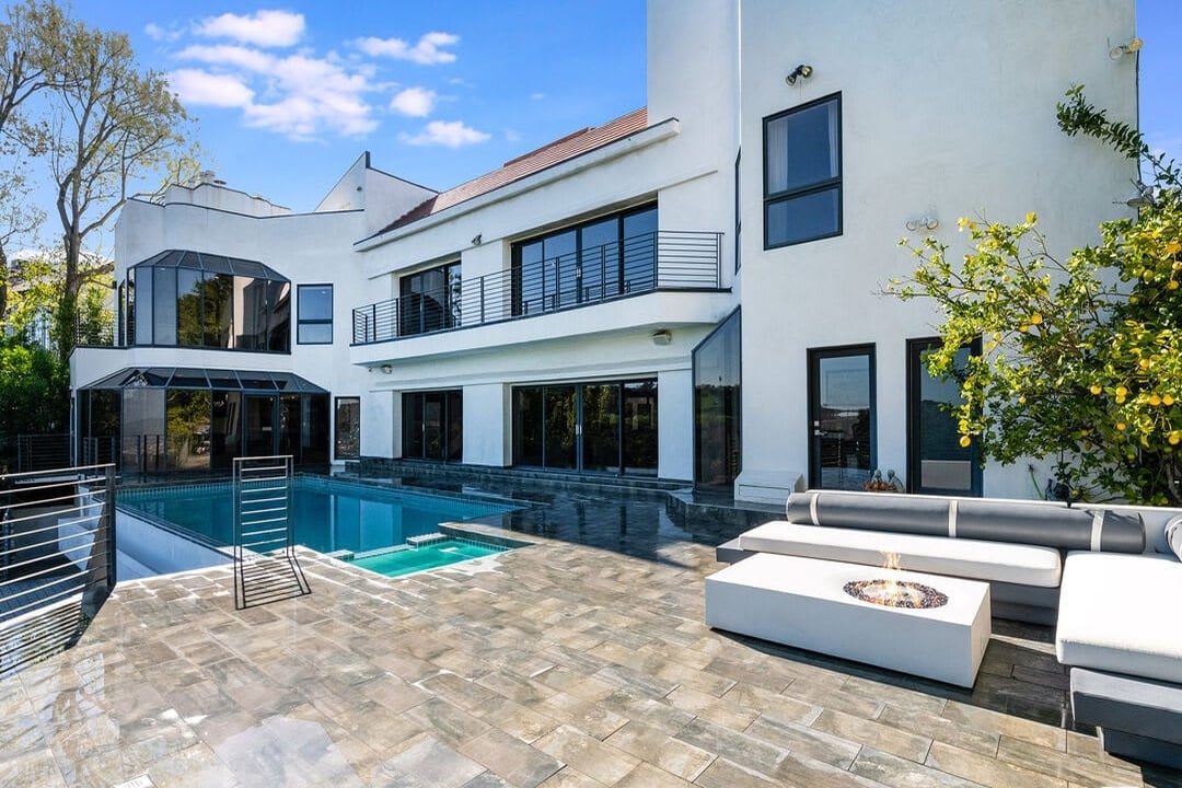 Opulent Luxe