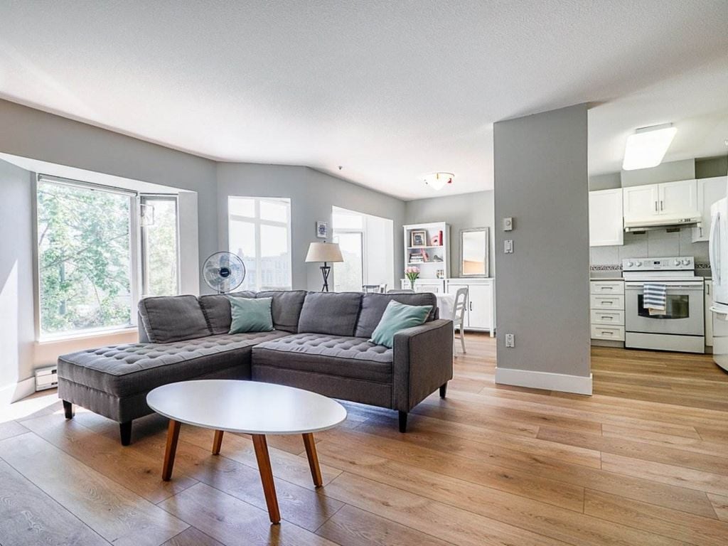 2677 E Broadway, #307