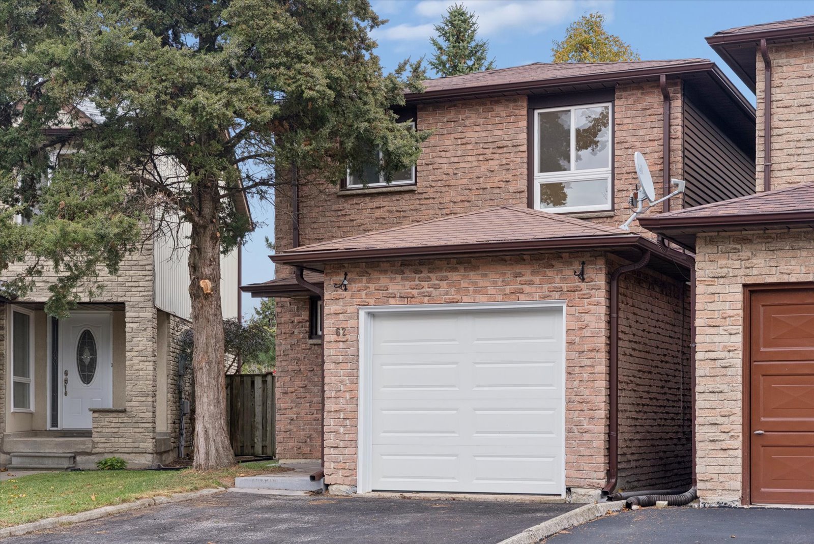 62 Pepperell Cres