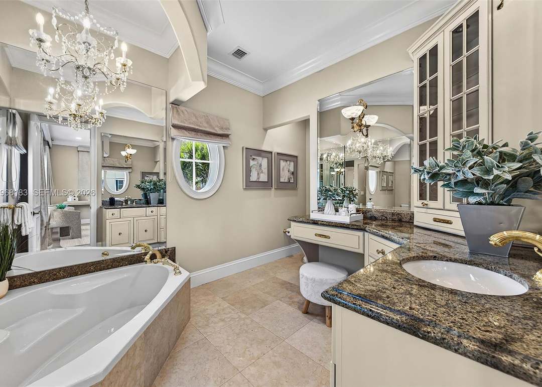 628 Coral Way