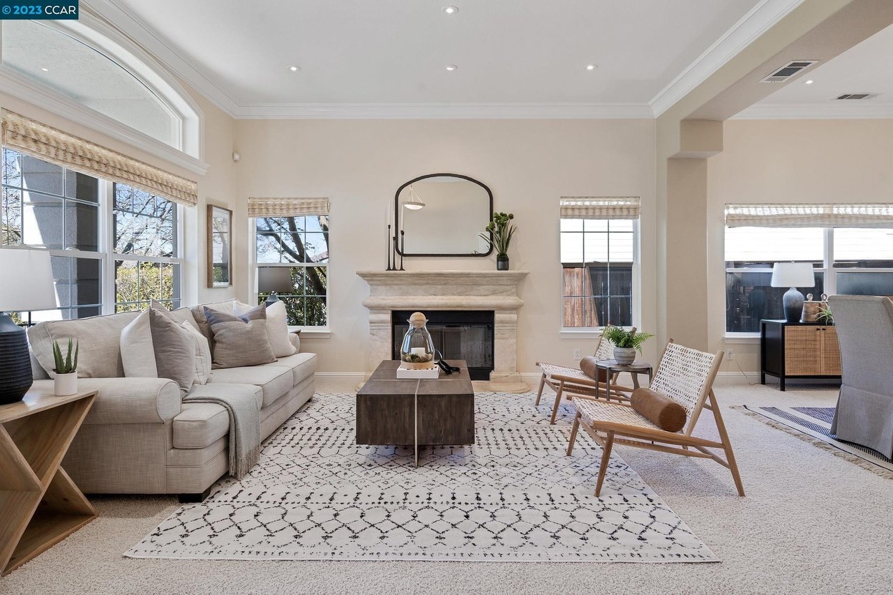 1147 Peacock Creek Dr