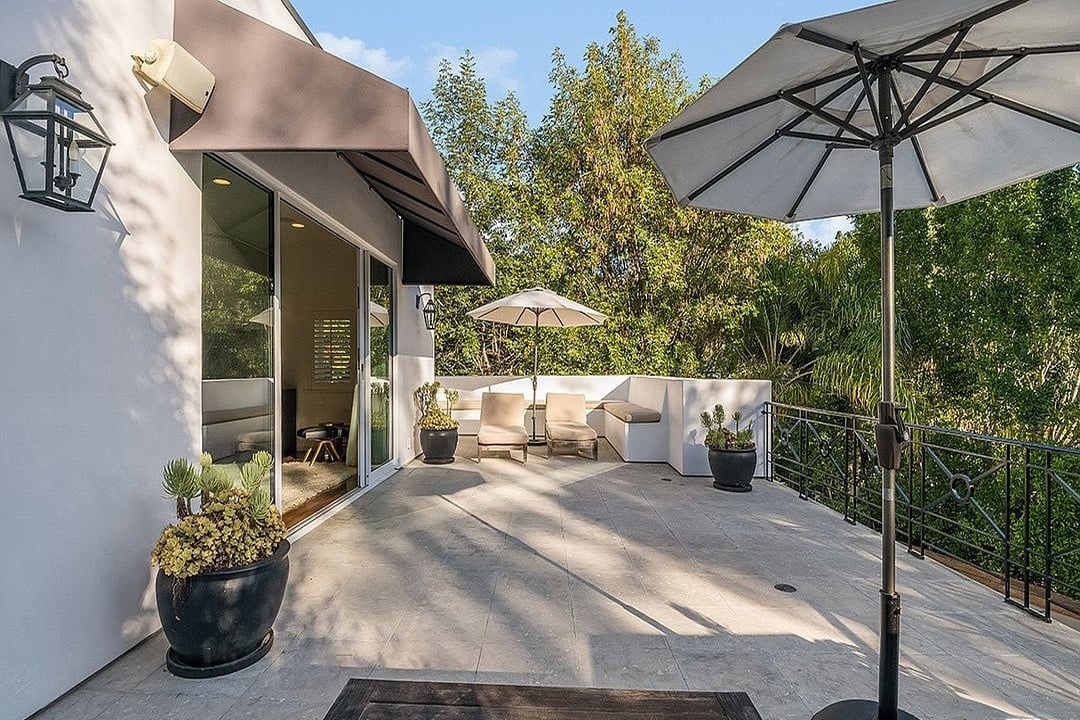 Crescent Retreat