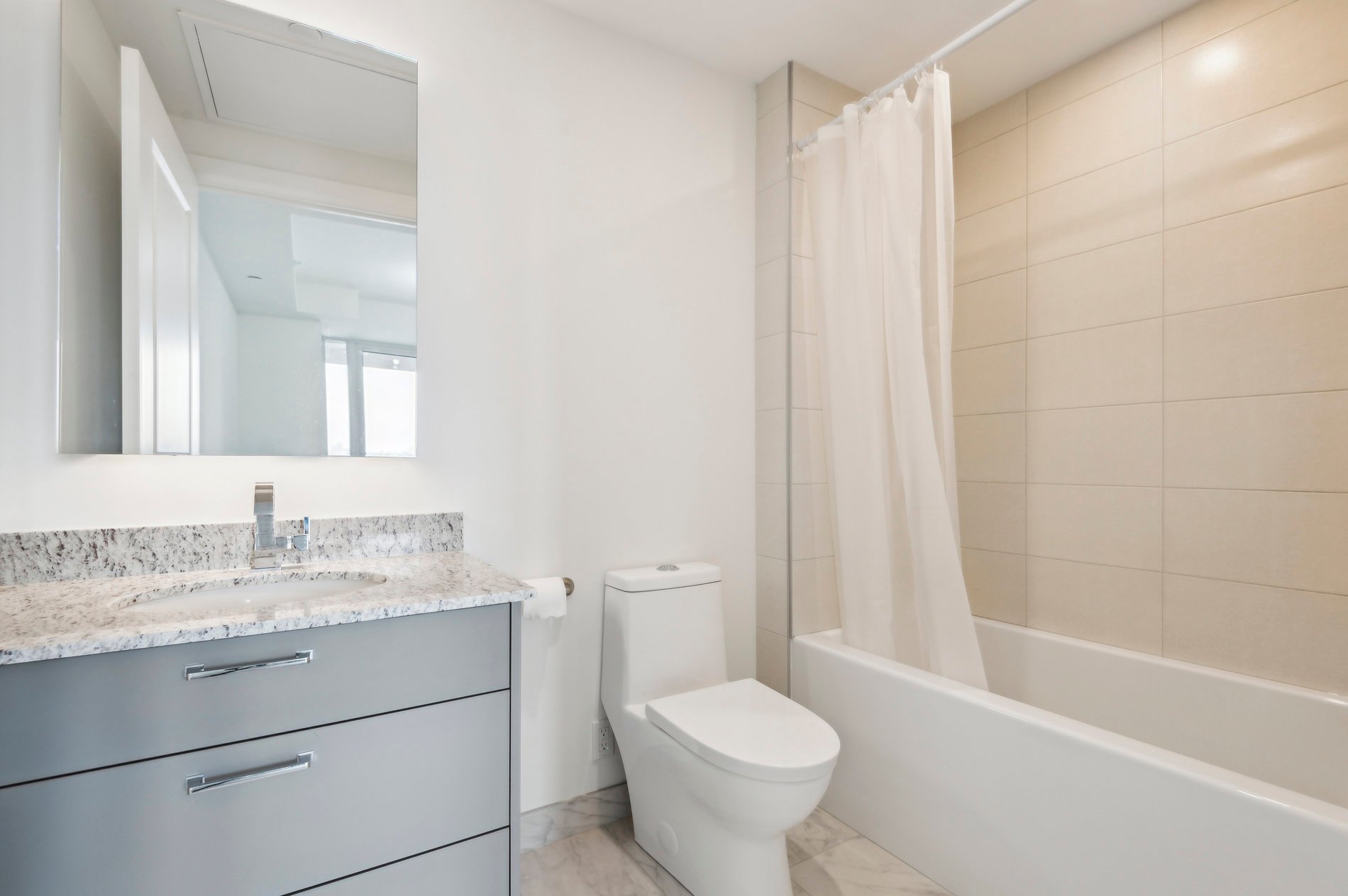 285 Avenue Road #601