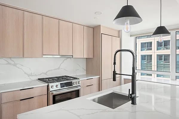 440 Kent Avenue #10A