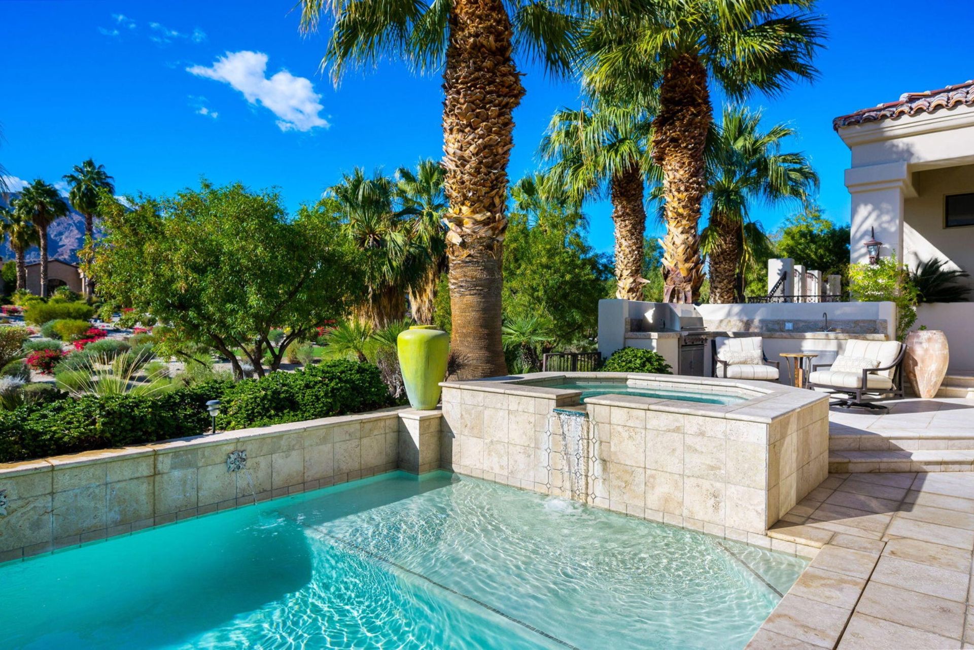 52705 Claret Cove