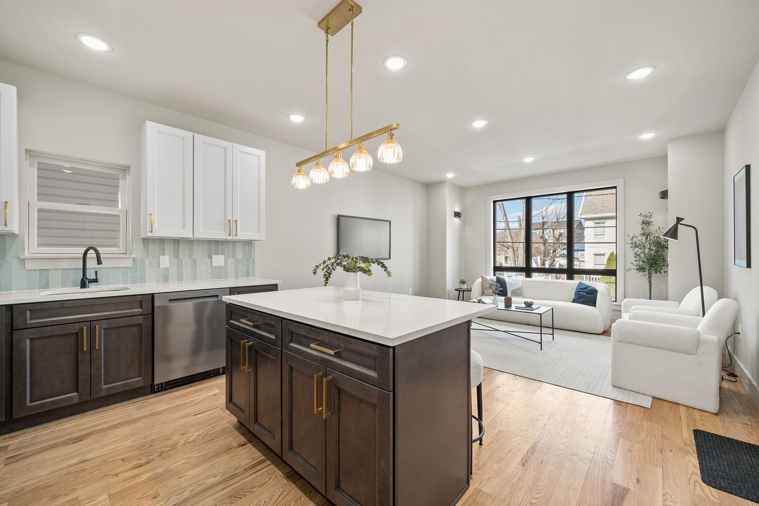 279 Pearsall Ave, Unit 1