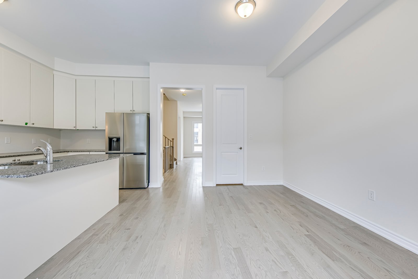 3048 Perkins Way