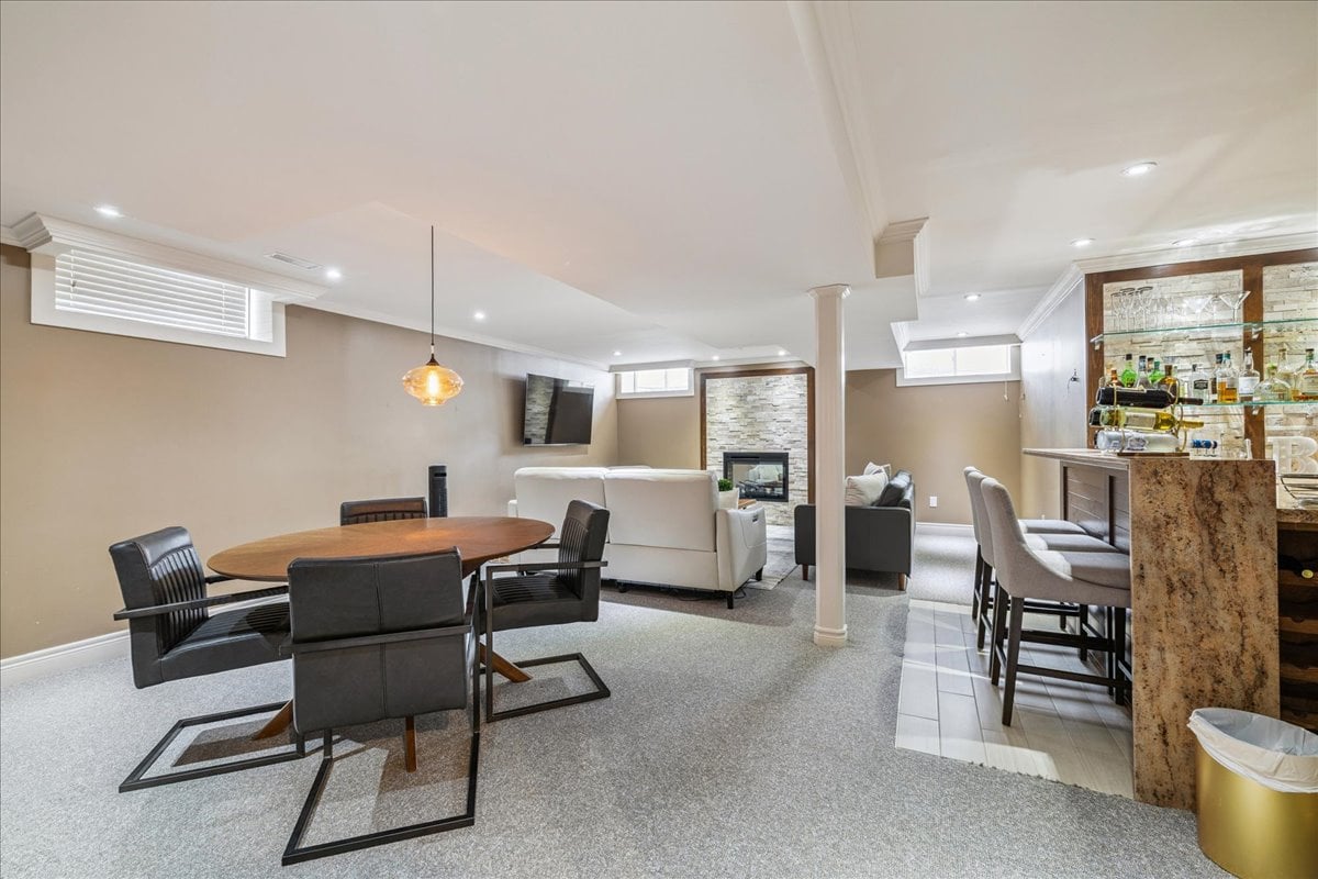 2509 Armour Crescent