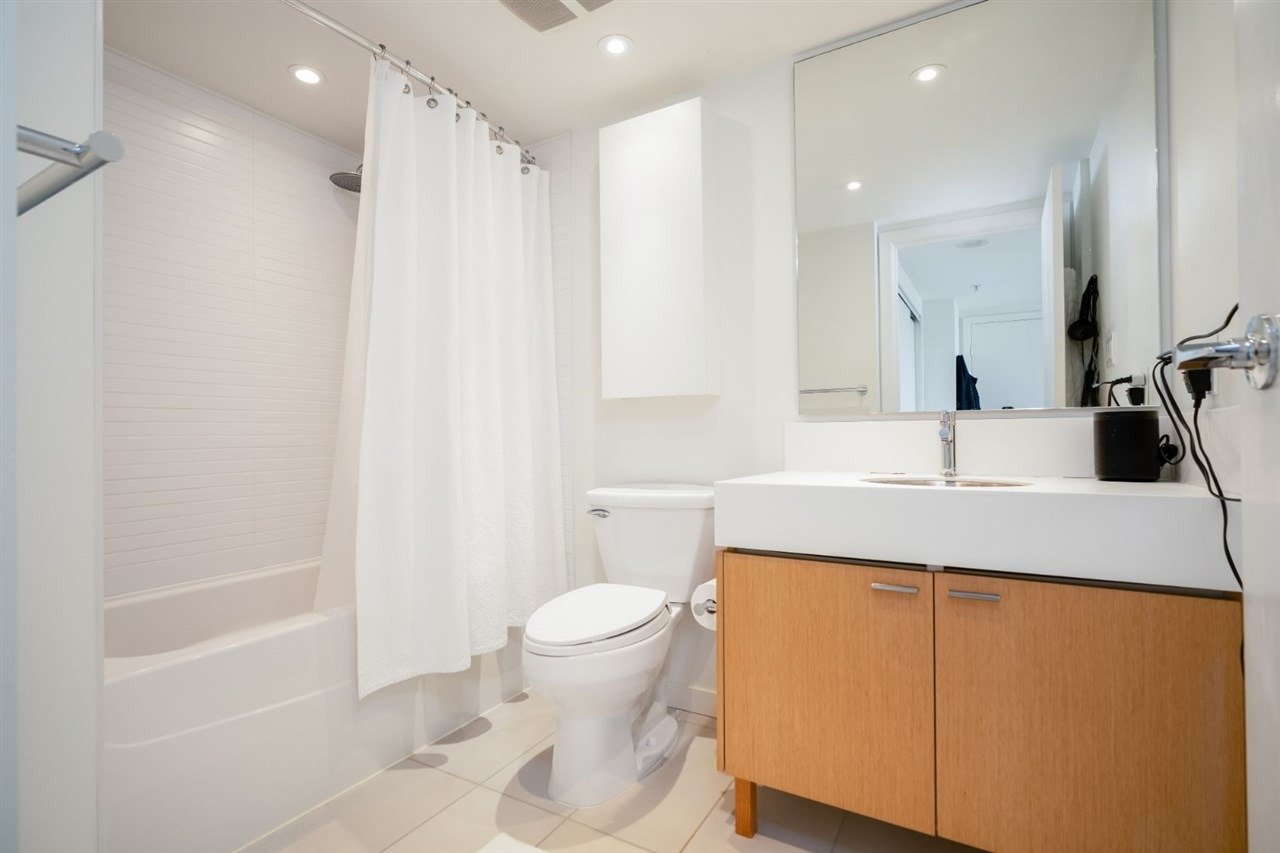 328 E 11th Ave, #304