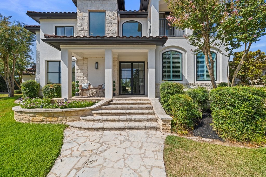 34 Autumn Oaks