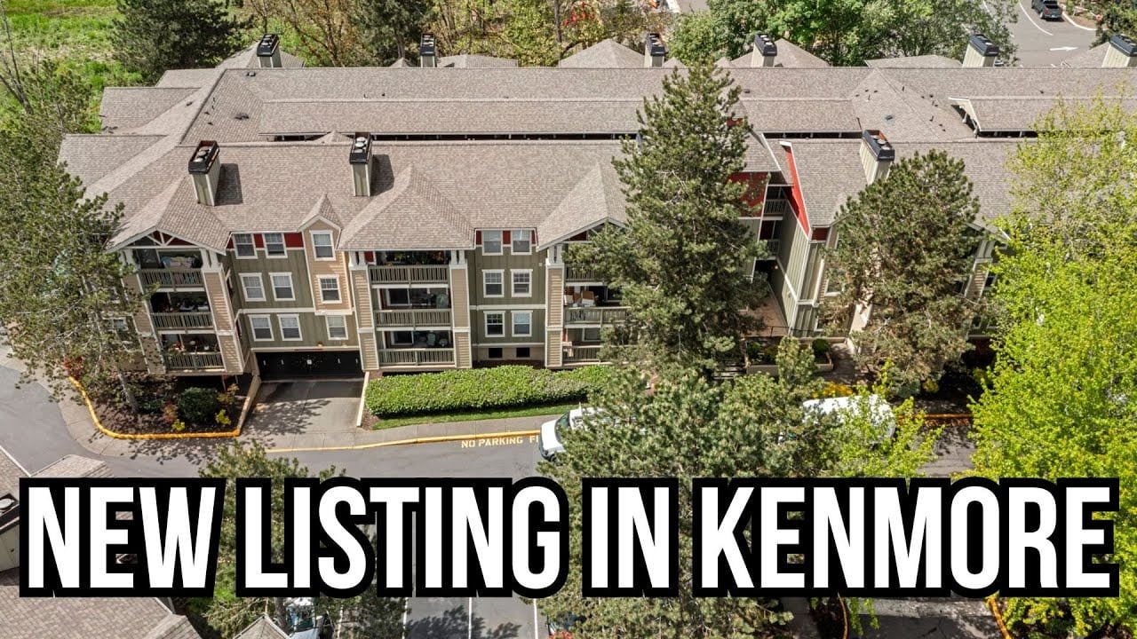New Listing in Kenmore, WA!