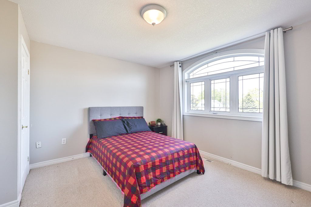 248 1/2 Millen Rd