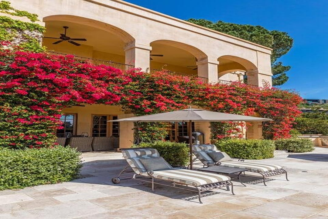 Villa Aurora