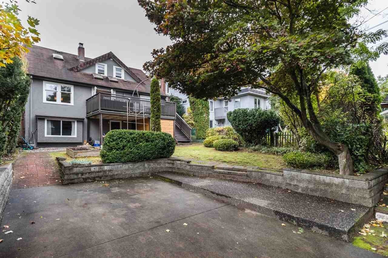 2907 W 30th Ave
