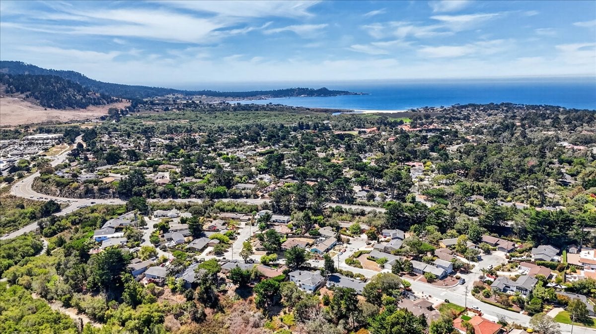 26085 Carmel Hills DR , CARMEL, CA 93923