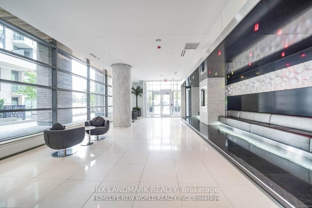 CITY VIEWS AND LUXURY LIVING