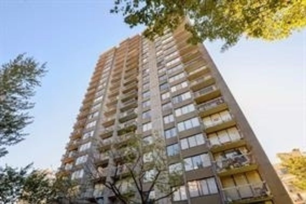 1330 Harwood St, #1207