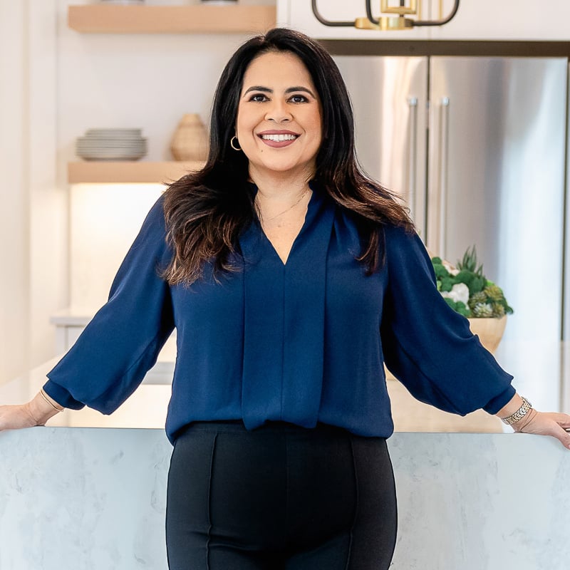 Minouche Martins Frisco, TX Real Estate Agent Headshot
