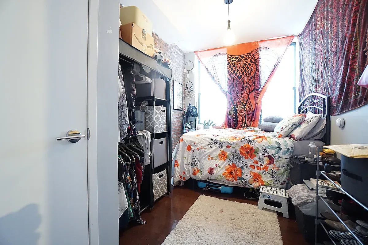 204 Starr St 2F