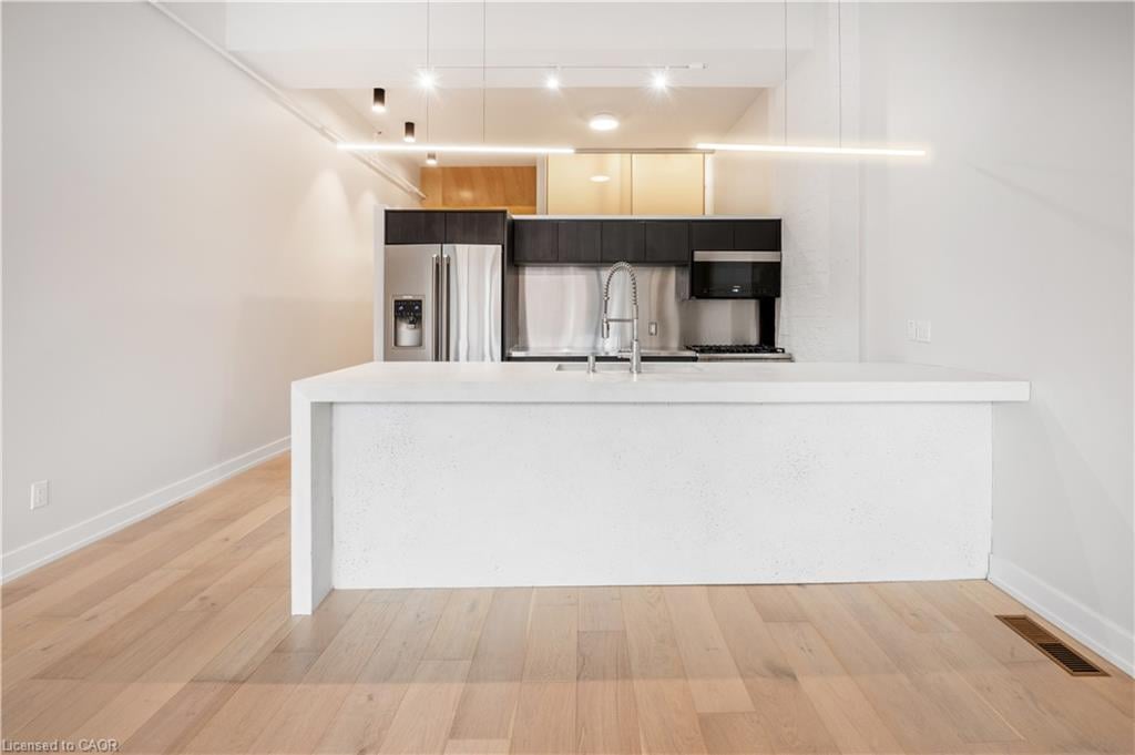 105-676 Richmond Street W, Toronto