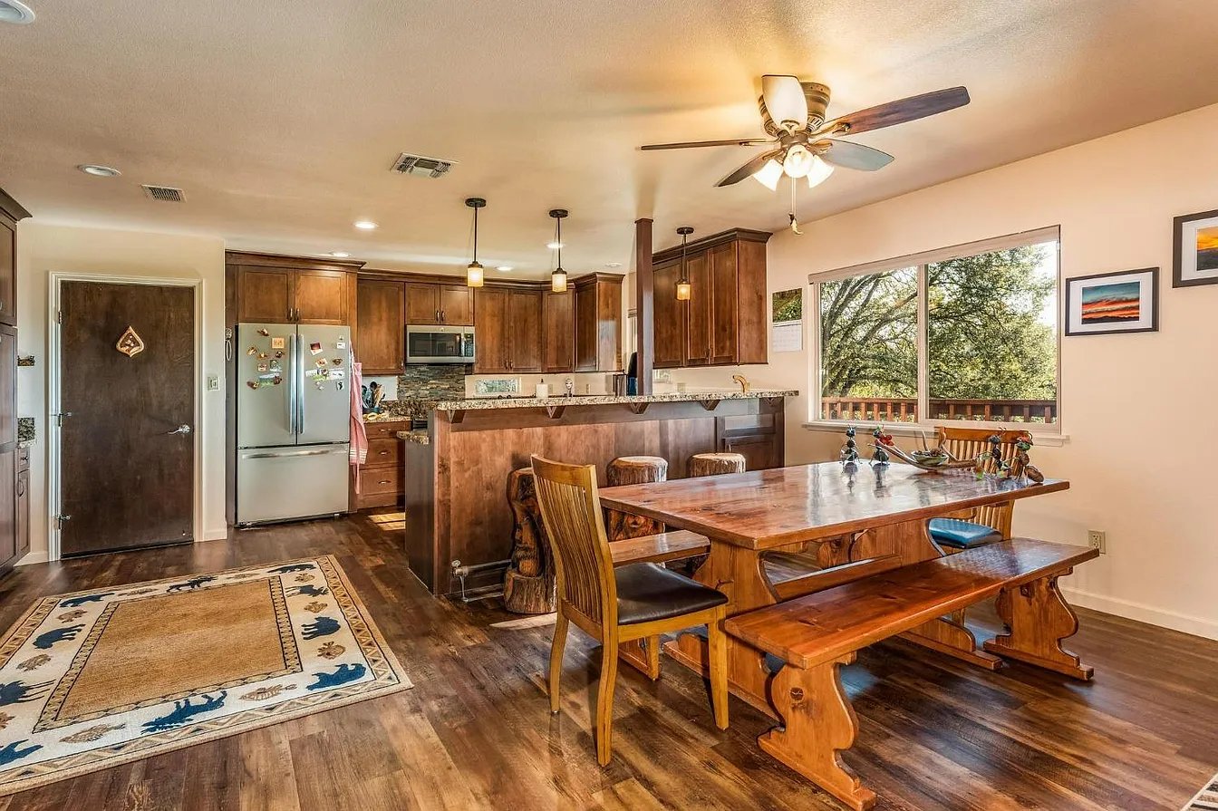 42321 Buckeye Rd