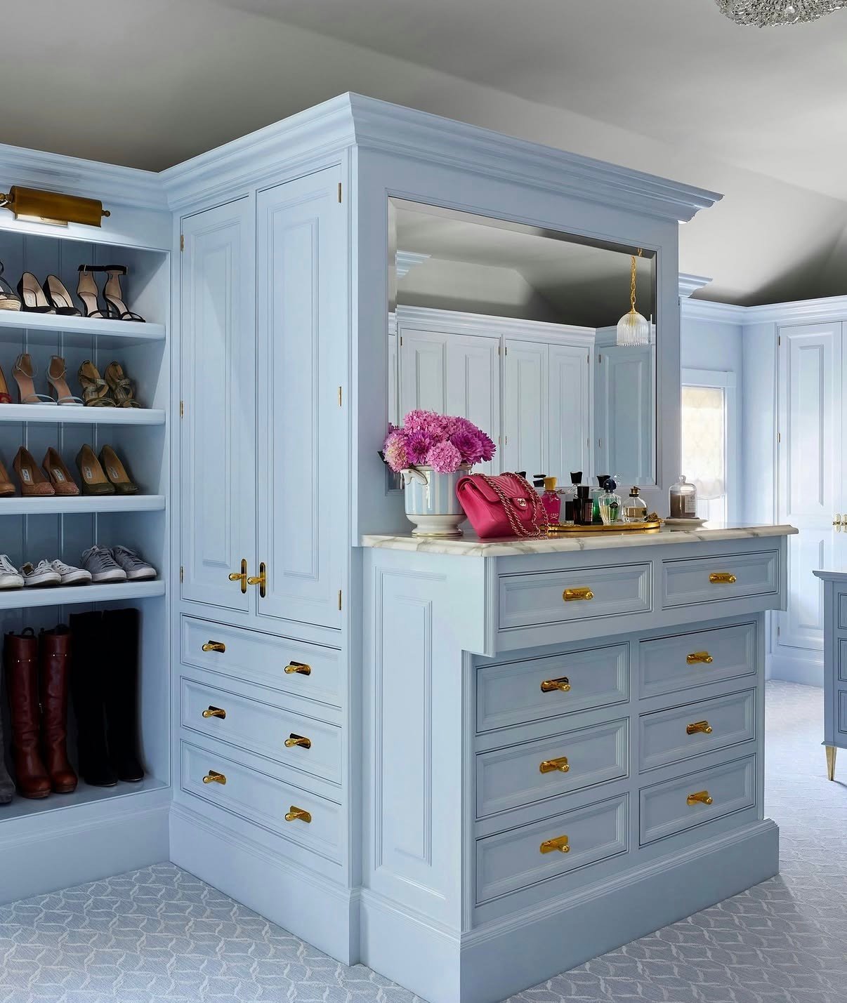 Why Christopher Peacock Remains the Gold Standard in Luxury Kitchens and Custom Closets