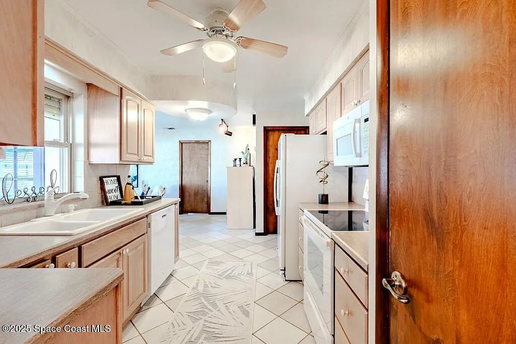 140 Satellite Ave