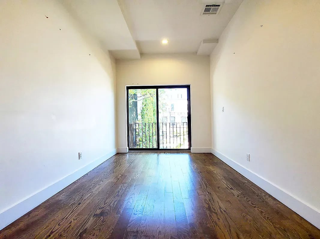 287 Harman St 3R