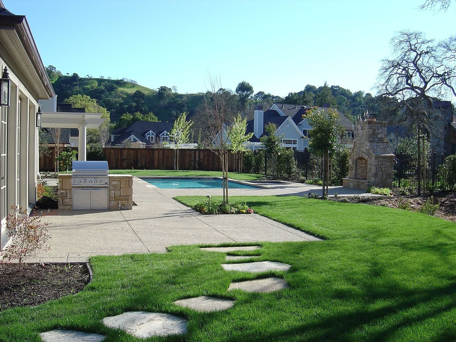 31 Sanford Ln