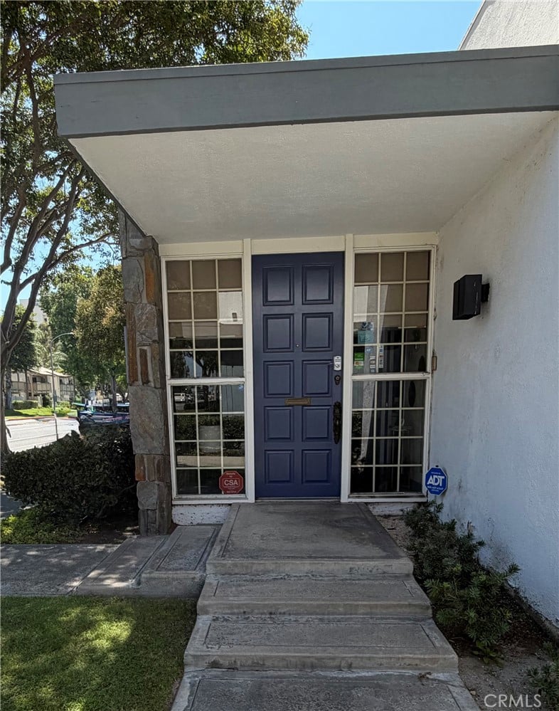 1731 W Romneya Dr