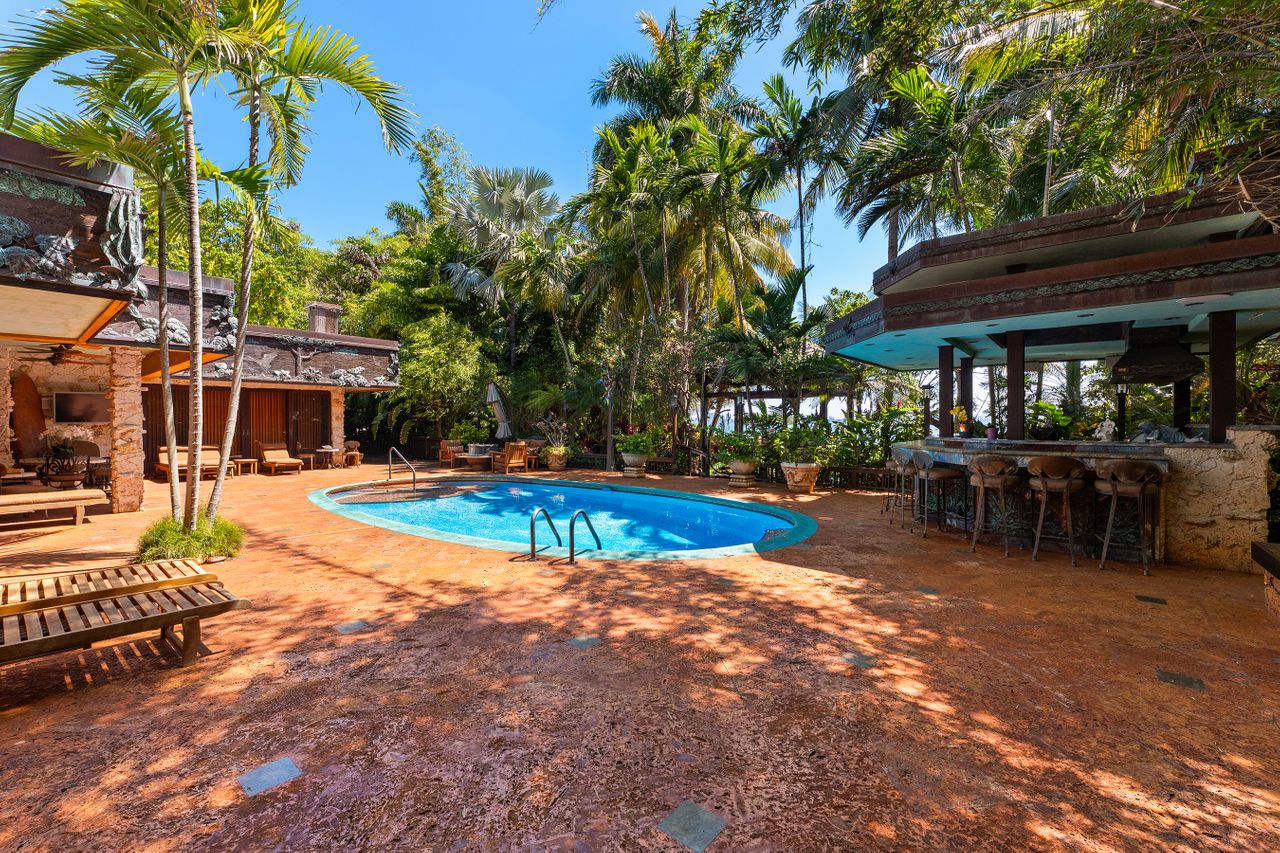  Morningside Waterfront Estate