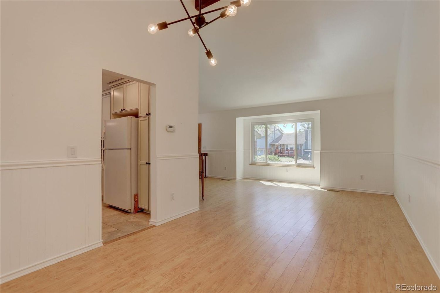 8129 W Fremont Ave