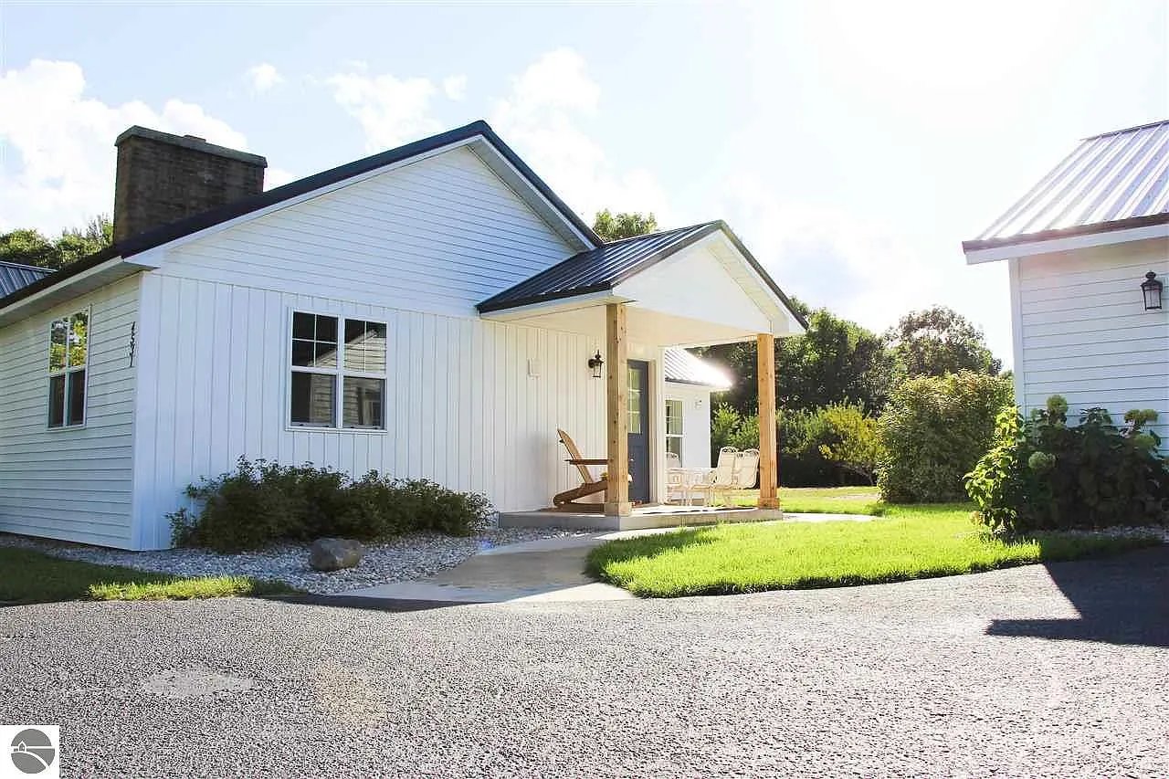 4531 Church Rd