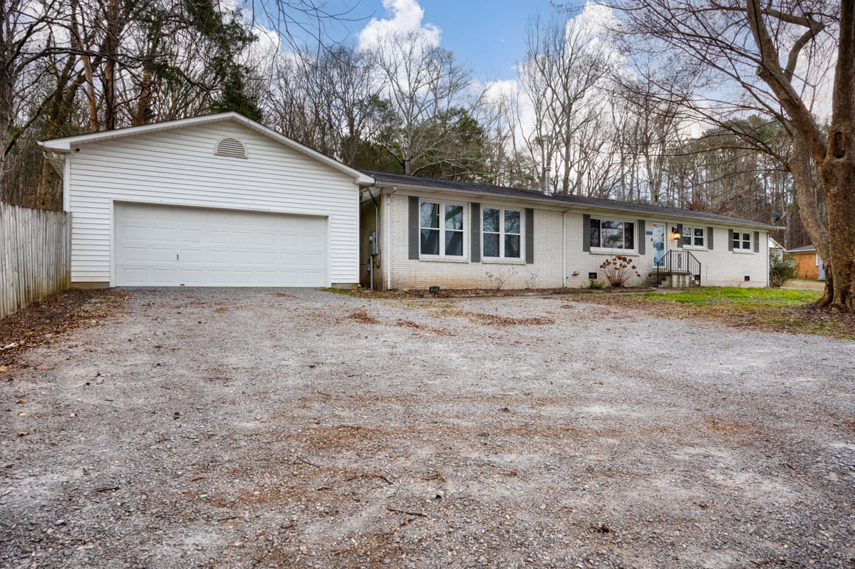 Large Lot with Pool in Harvest