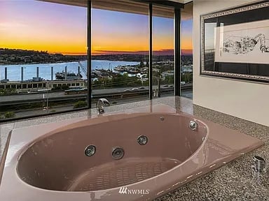 1118 Lakeview Blvd E APT 4