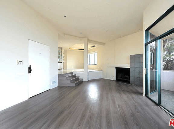 21323 Rambla Vista, #2