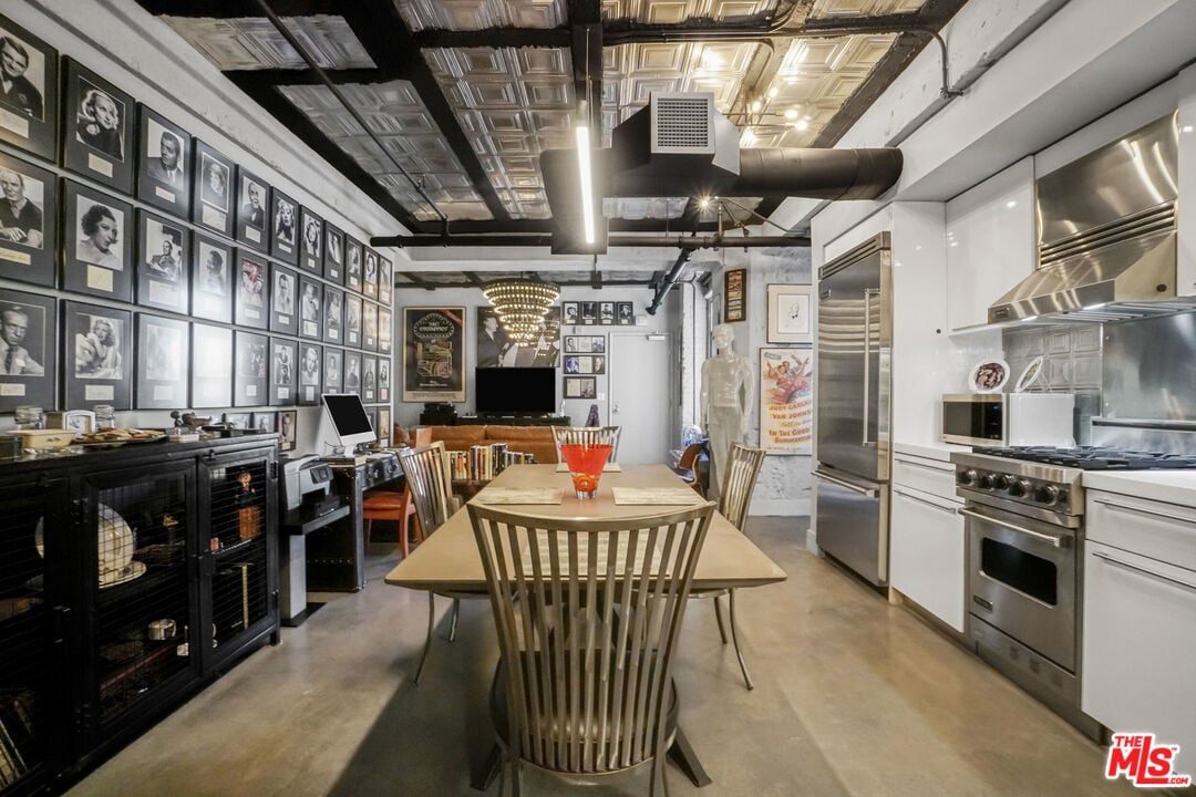 6253 Hollywood Blvd, #903