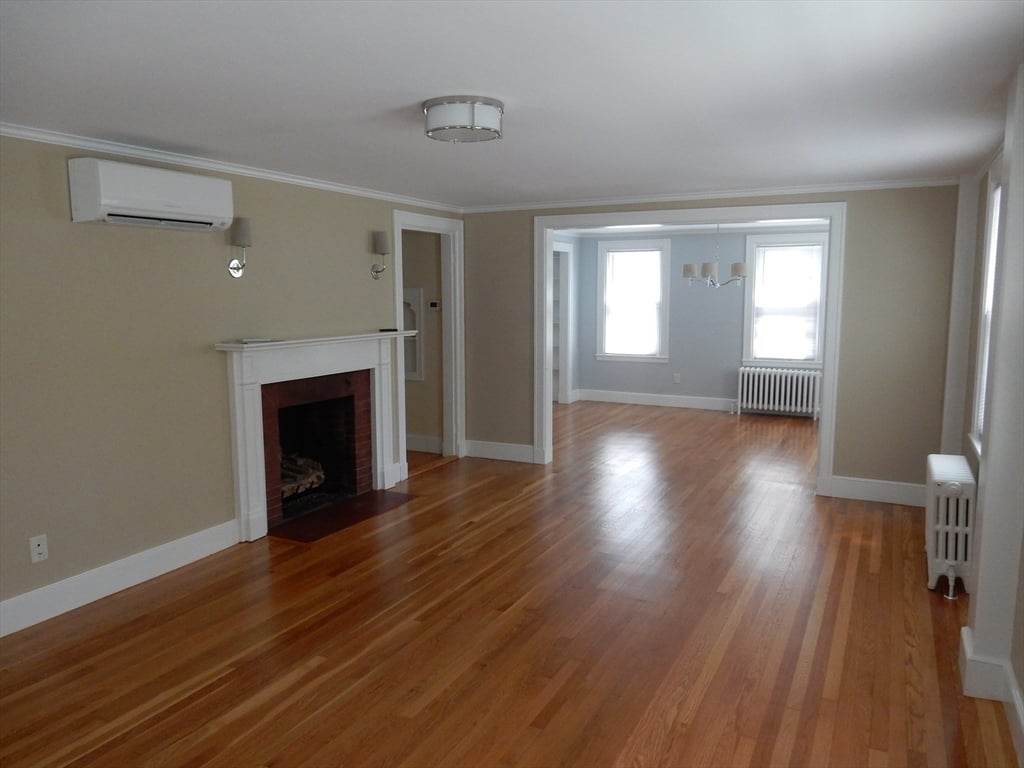 2 Littleton Road